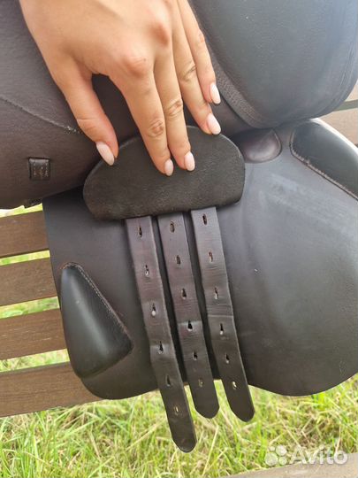 Седло для лошади