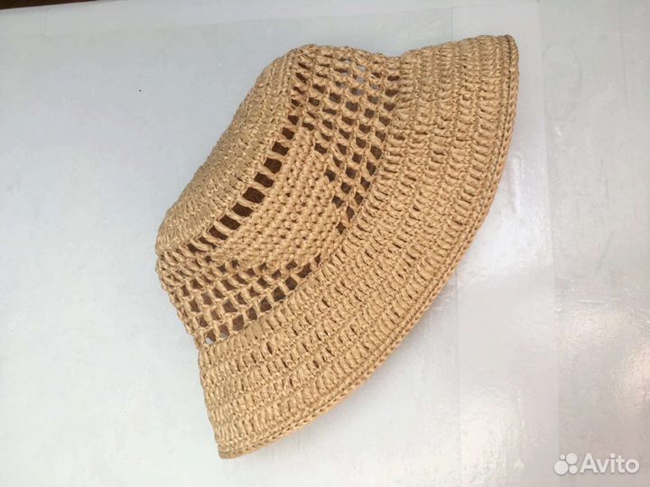 Панама из рафии