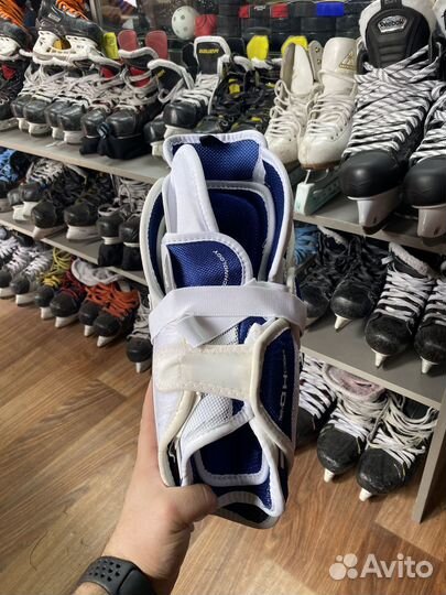 Хоккейная форма Магазин Щитки Nexus 6000 размер 10