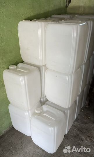 Канистра пластиковая 20л, 10 л
