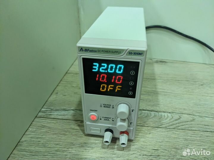 Точный лабораторный блок 32В -10A hanmatek HM310