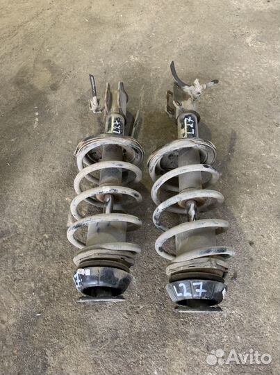 Стойки Шевроле Лачетти передние