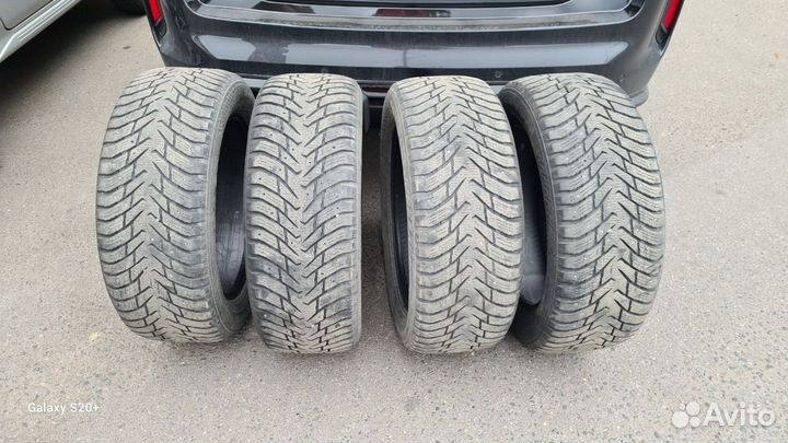 Nokian Tyres Hakkapeliitta 8 SUV 245/55 R19 103