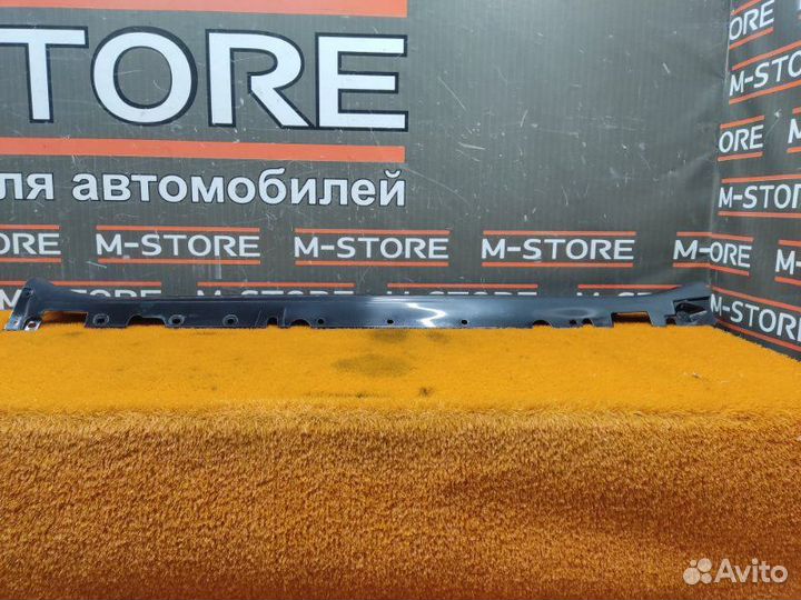 Накладка на порог правая Bmw X5 E70 N55B30A 2012