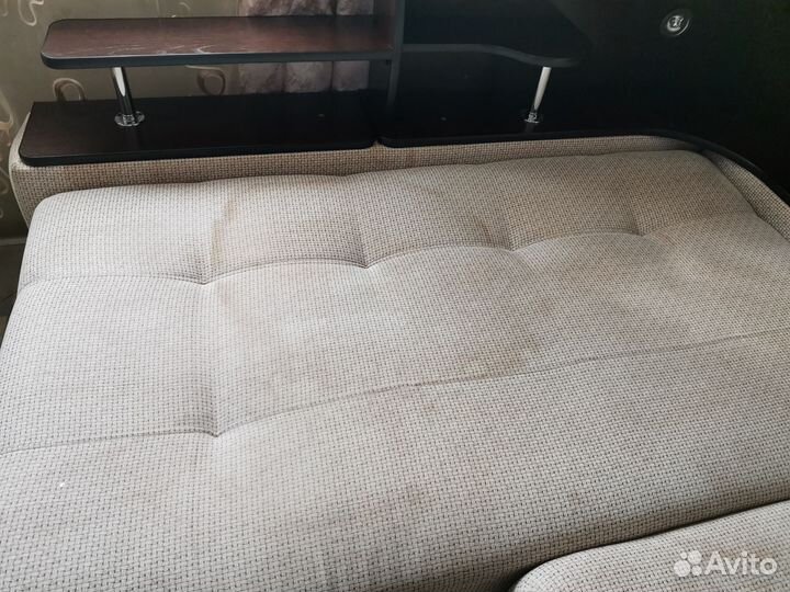 Большой угловой диван бу