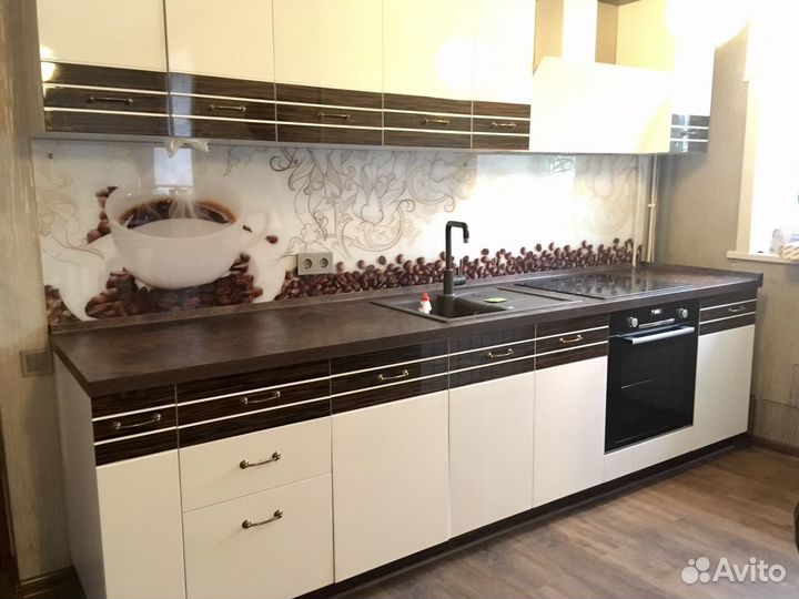 Стеклянный фартук для кухни кофе