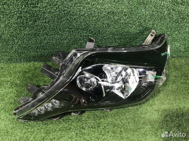 Фара левая Toyota Land Cruiser Prado