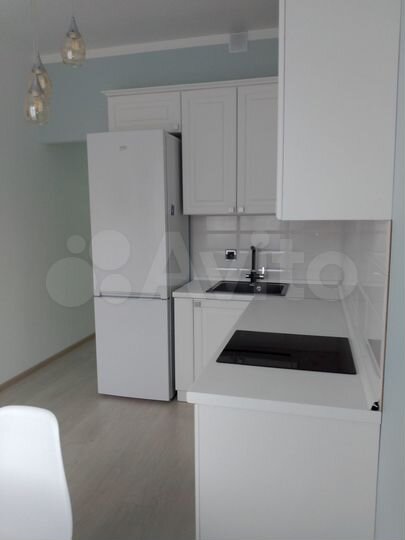 2-к. квартира, 63 м², 1/3 эт.
