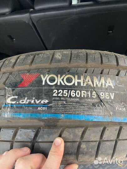 Yokohama AC01 C.Drive 225/60 R15 96V