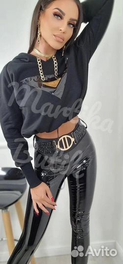 Костюм женский