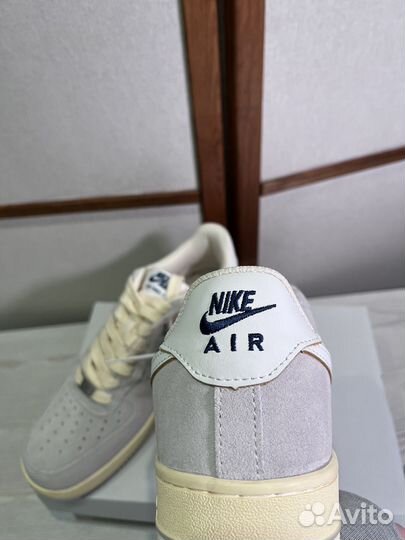 Кроссовки Nike Air Force