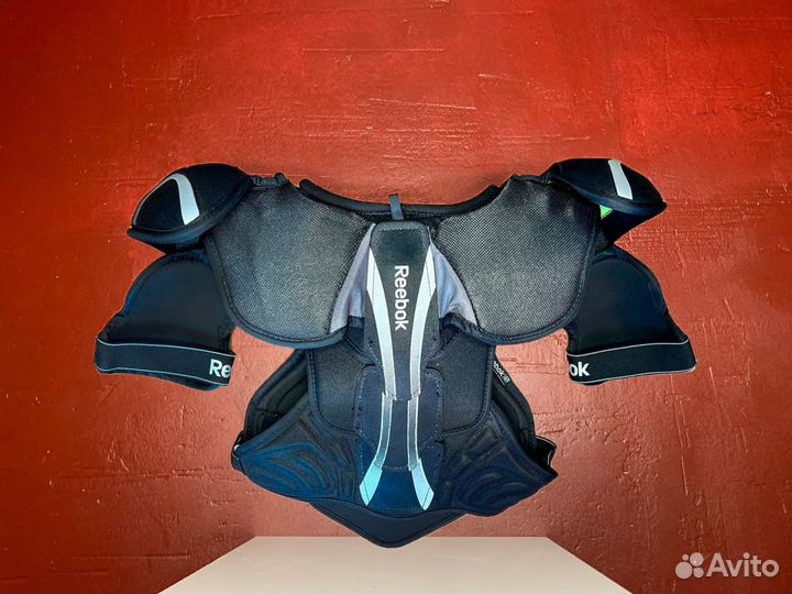 Хоккейный нагрудник reebok 9K SR/S