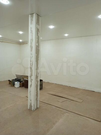 Торговая площадь, 52 м²