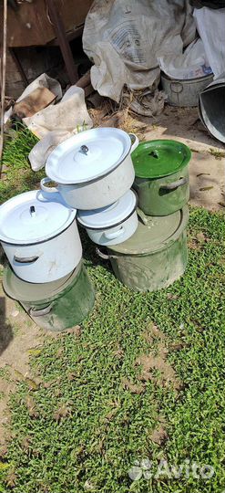 Кастрюля эмалированная