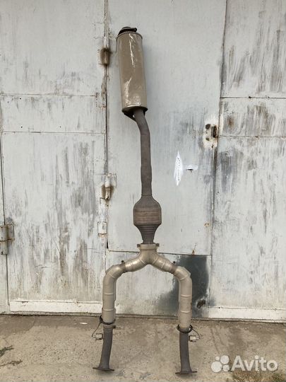 Средняя часть глушителя lexus gs430