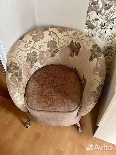 Диван и 2 кресла