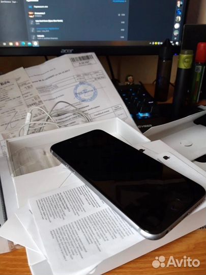 iPhone 6S, 64 ГБ