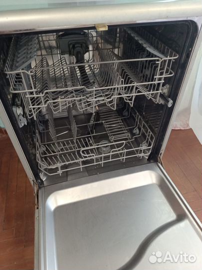 Посудомоечная машина Hansa ZWM 627 IH