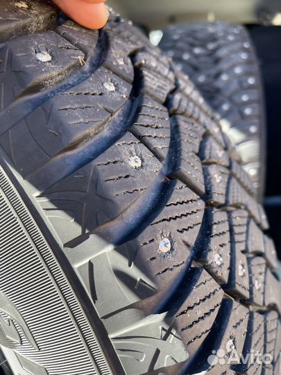 Dunlop GrandTrek Ice 03 215/70 R16 100T