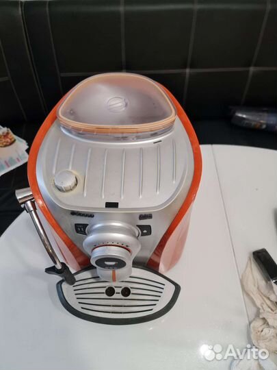 Кофемашина Saeco SUP0310R