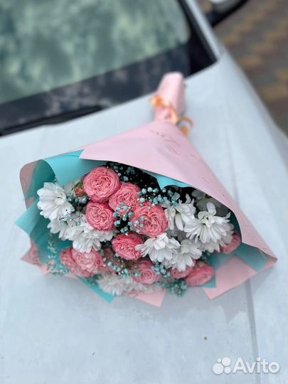 Нежный сборный букет