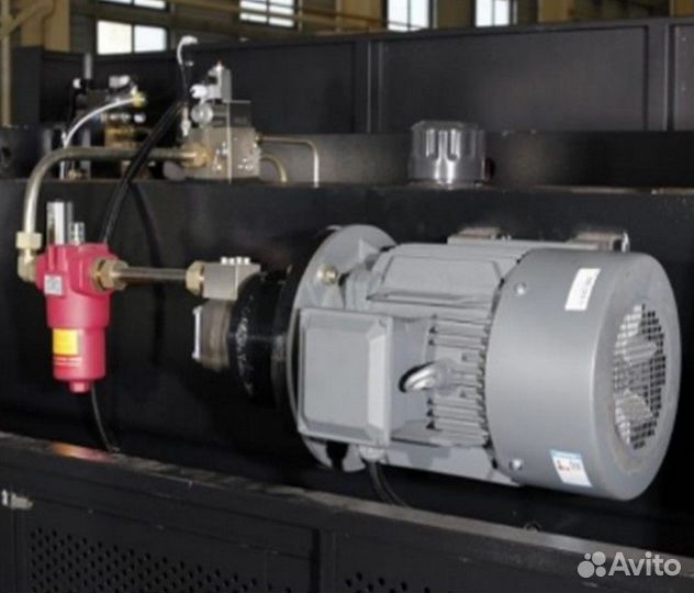 Гидравлический пресс HBM 30/1600 (E22)