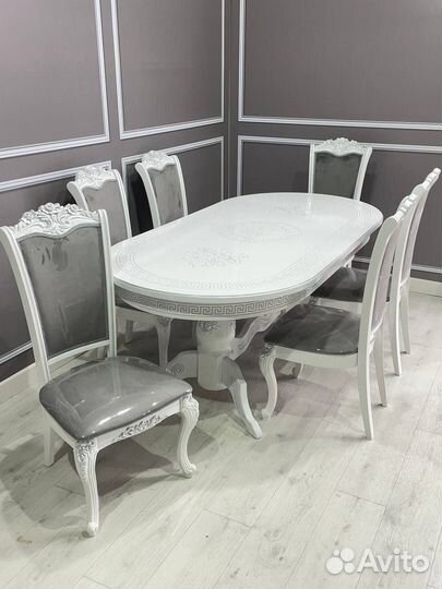 Стол и Стулья