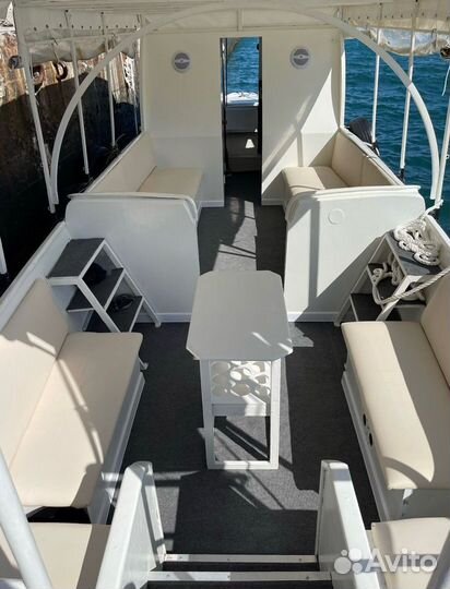 Морская прогулка на катере, рыбалка