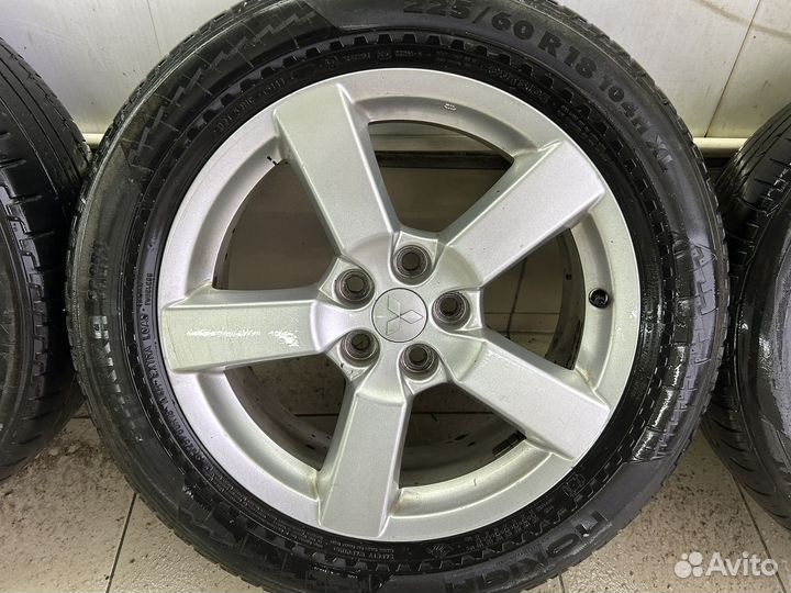 Диски r18 с летней резиной