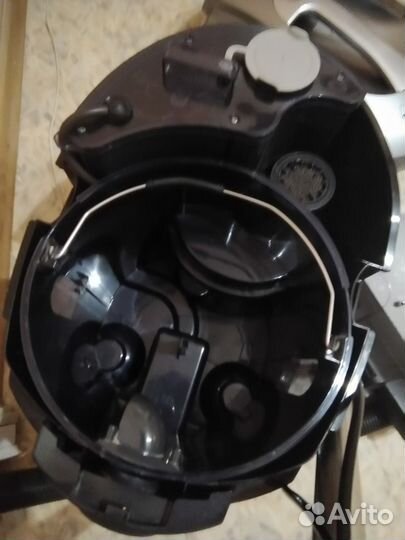 Продам моющий пылесос LG