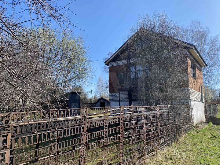 Дом 52 м² на участке 15 сот.