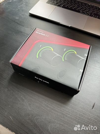 Focusrite scarlett 2i2 4th gen новый