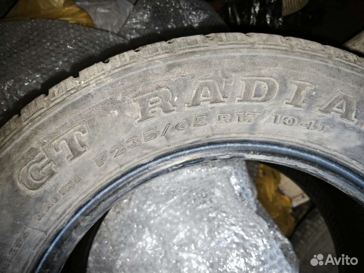 GT Radial Savero SUV 235/65 R17 104T