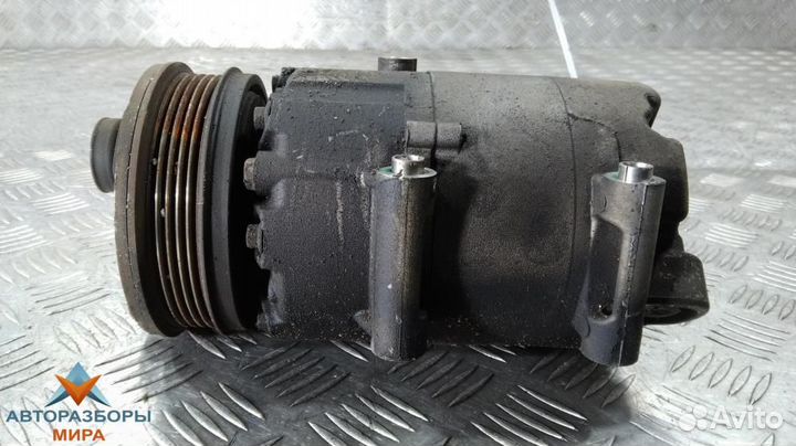 Компрессор кондиционера Volvo S40 2 рест. 2009