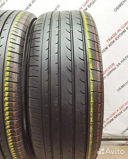 Yokohama BluEarth RV-02 215/60 R17 96H