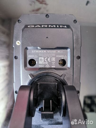 Эхолот garmin striker vivid 4cv с датчиком gt20 tm