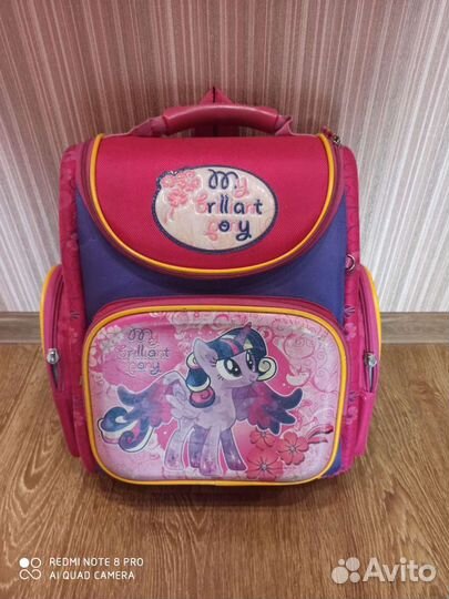 Портфель, рюкзак