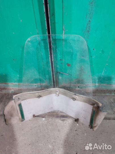 Лобовое стекло