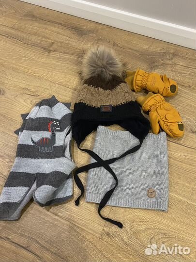 Шапки детские для мальчиков 3-4 года пакетом
