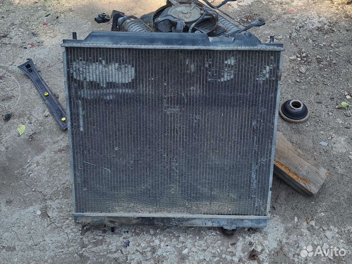 Радиатор Mitsubishi Delica (Мицубиси Делика) 4М40