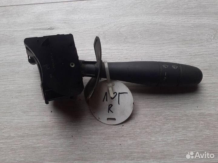 Переключатель подрулевой Renault