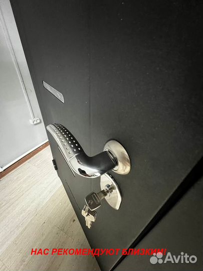 Толстая дверь входная установка в подарок
