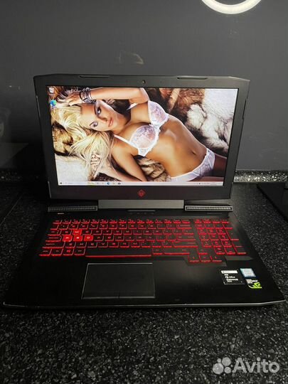 Игровой ноутбук HP i7-7700/gtx1050ti/8g/ssd1128