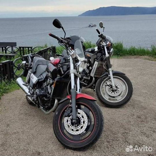 Yamaha V-Max 1200
