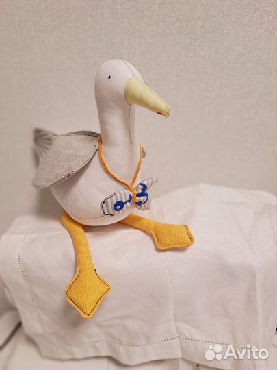 Чайка игрушка