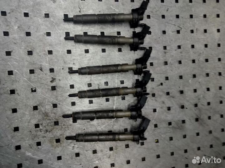 Форсунка топливная Mercedes-Benz E-Class