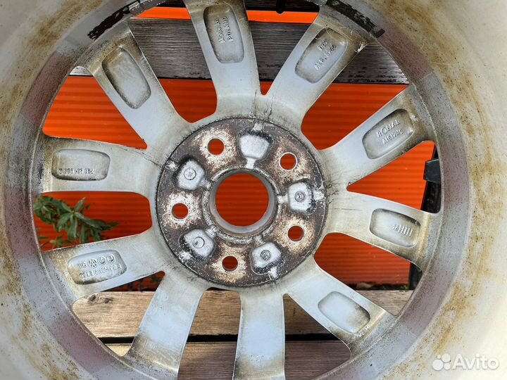 Оригинальный диск R18 от Volkswagen Multivan T6 T5