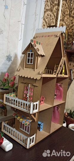 Игрушечный пряничный домик
