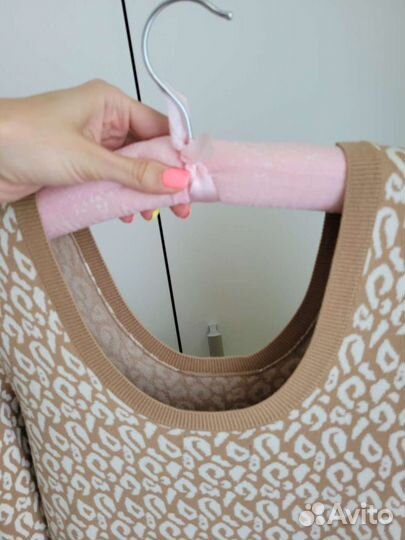 Трикотажные платья Banana Republic, Vince Camuto