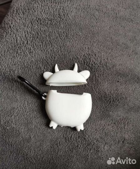 Чехол на airpods